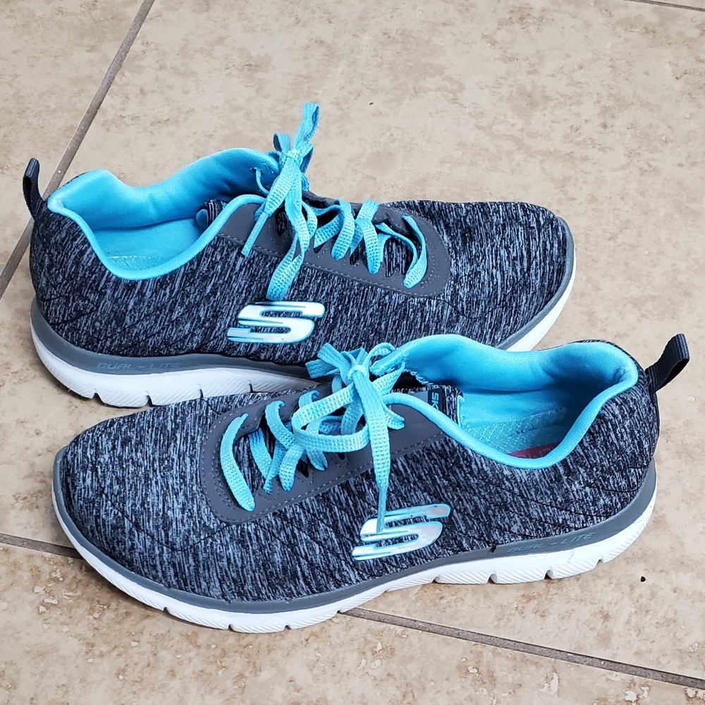 Skechers